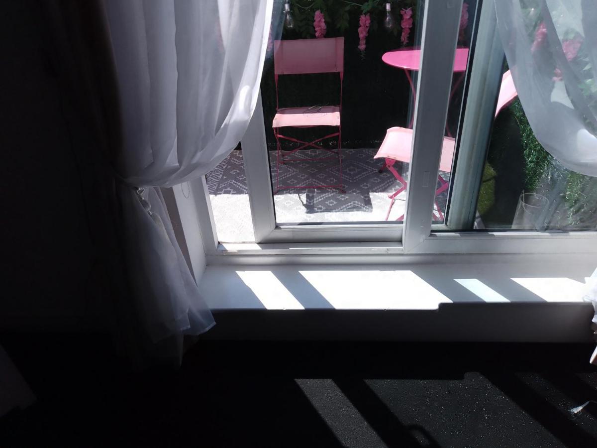 Bed And Breakfast Double Room Chester City Centre, Free Parking Eksteriør billede