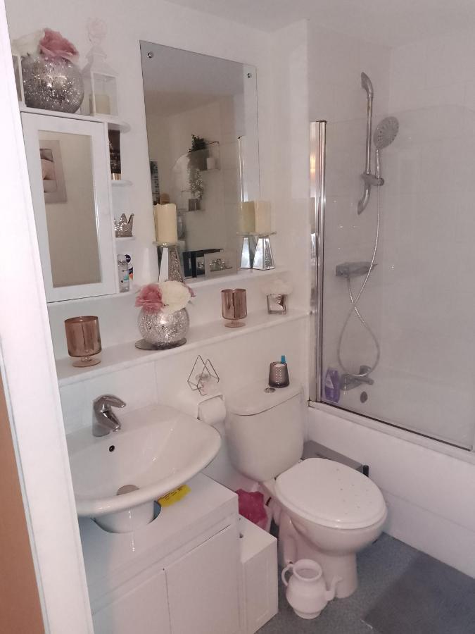 Bed And Breakfast Double Room Chester City Centre, Free Parking Eksteriør billede